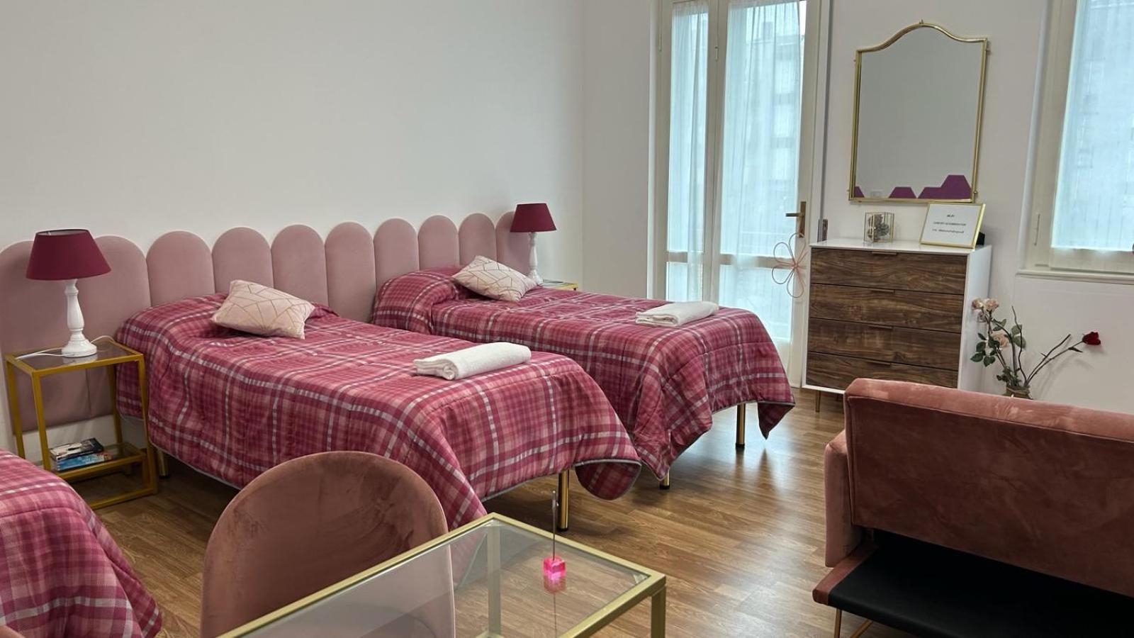 Comfort Accommodation Room Bergamo Kültér fotó