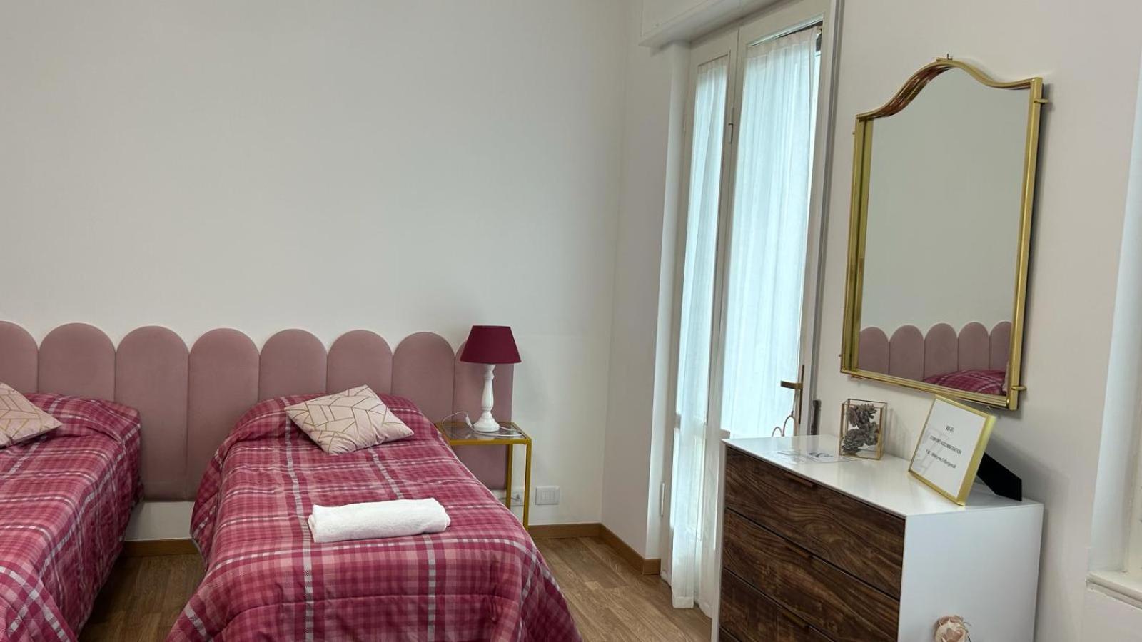 Comfort Accommodation Room Bergamo Kültér fotó